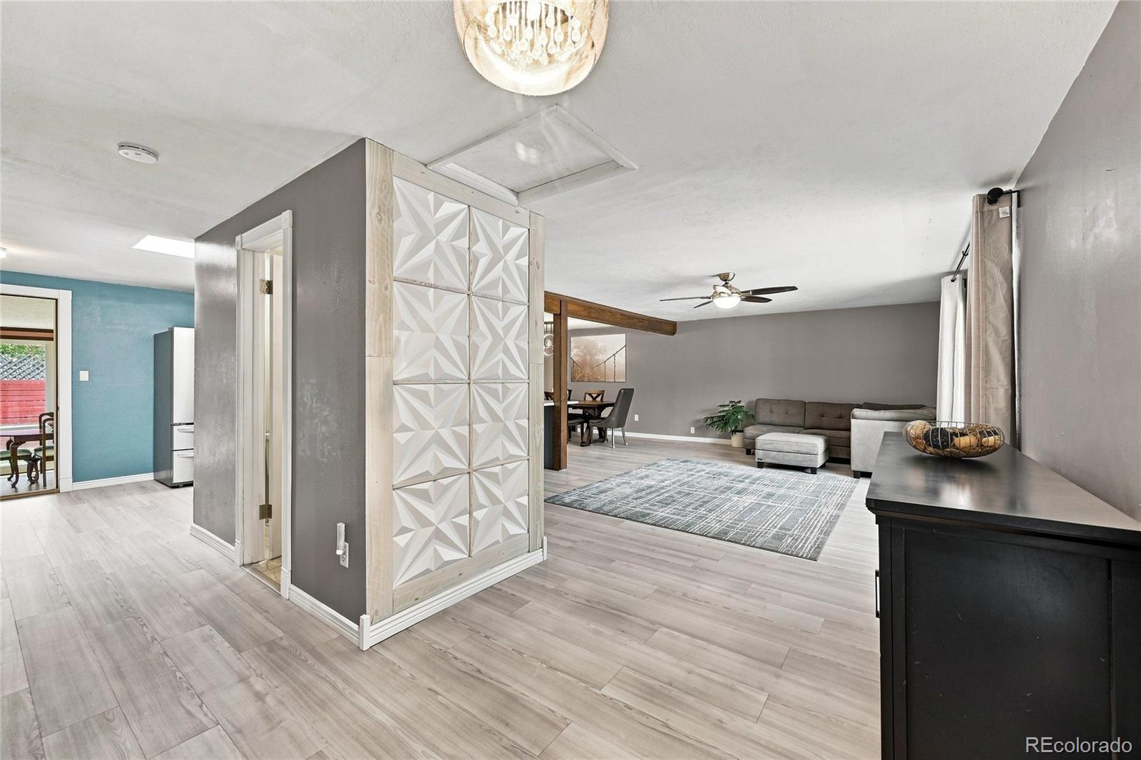 MLS Image #3 for 3037  university avenue,longmont, Colorado
