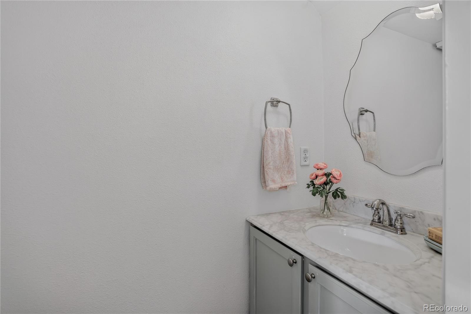 MLS Image #10 for 8116  gray court,arvada, Colorado