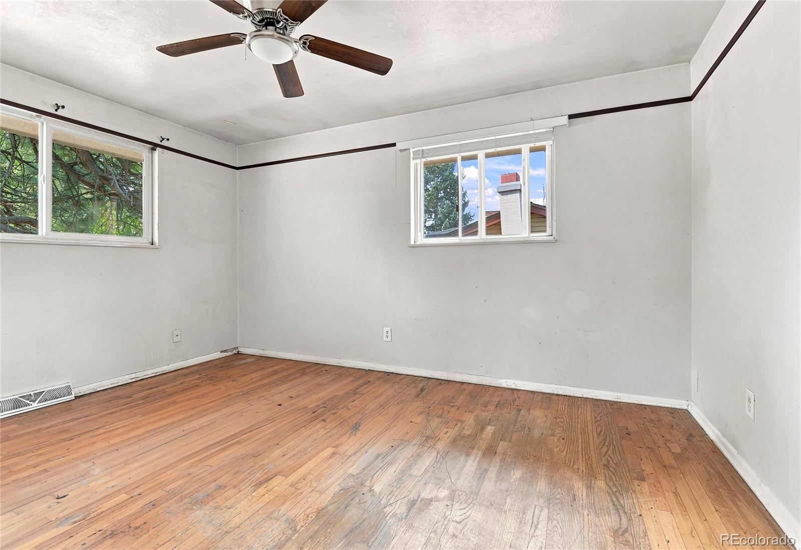 MLS Image #11 for 1289 s drexel way,denver, Colorado