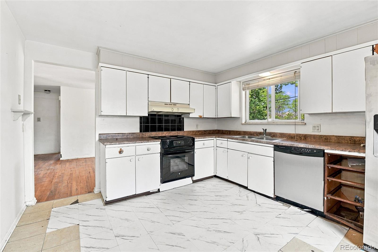 MLS Image #7 for 1289 s drexel way,denver, Colorado