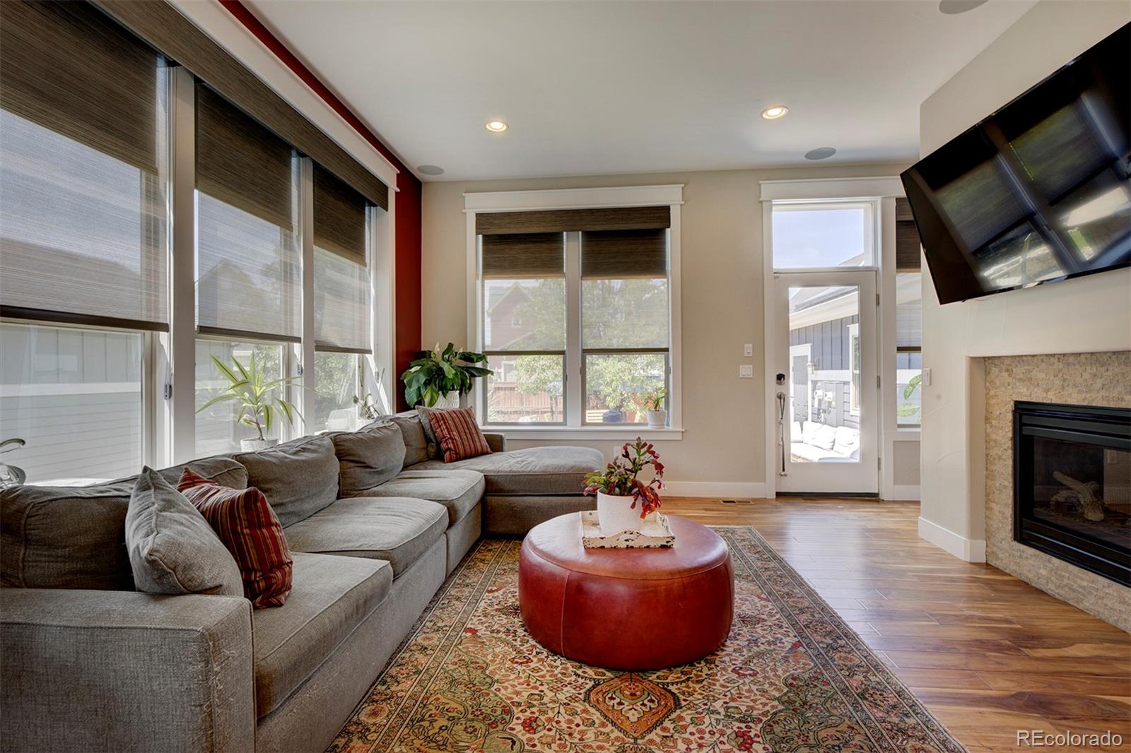 MLS Image #16 for 8061 e 50th place,denver, Colorado