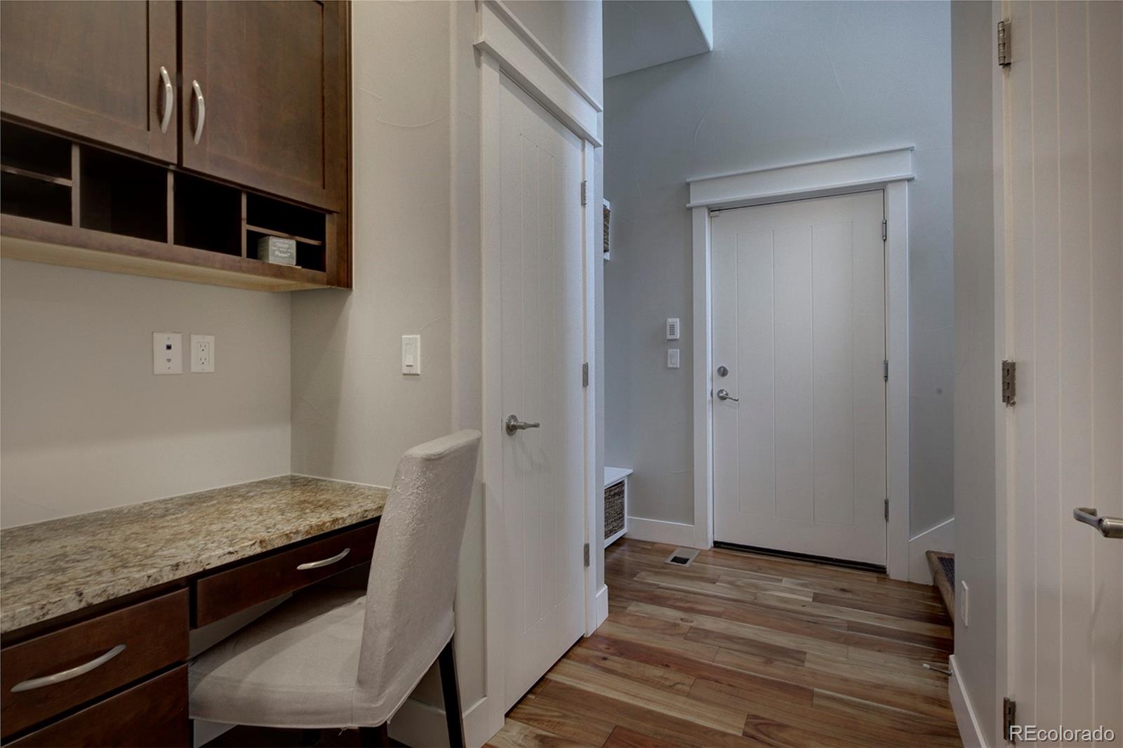 MLS Image #20 for 8061 e 50th place,denver, Colorado