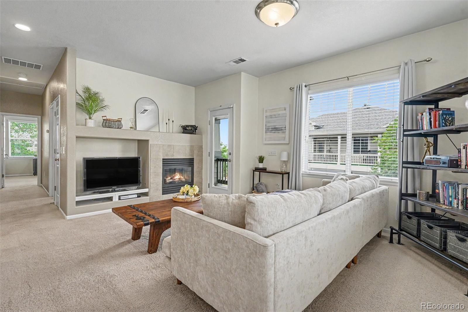 MLS Image #4 for 13151  grant circle c,thornton, Colorado