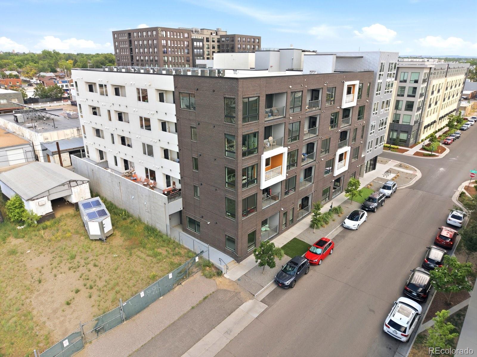 MLS Image #48 for 1898 s bannock street,denver, Colorado