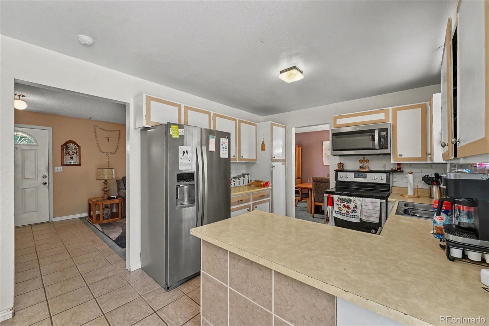 MLS Image #10 for 11562  garfield way,denver, Colorado