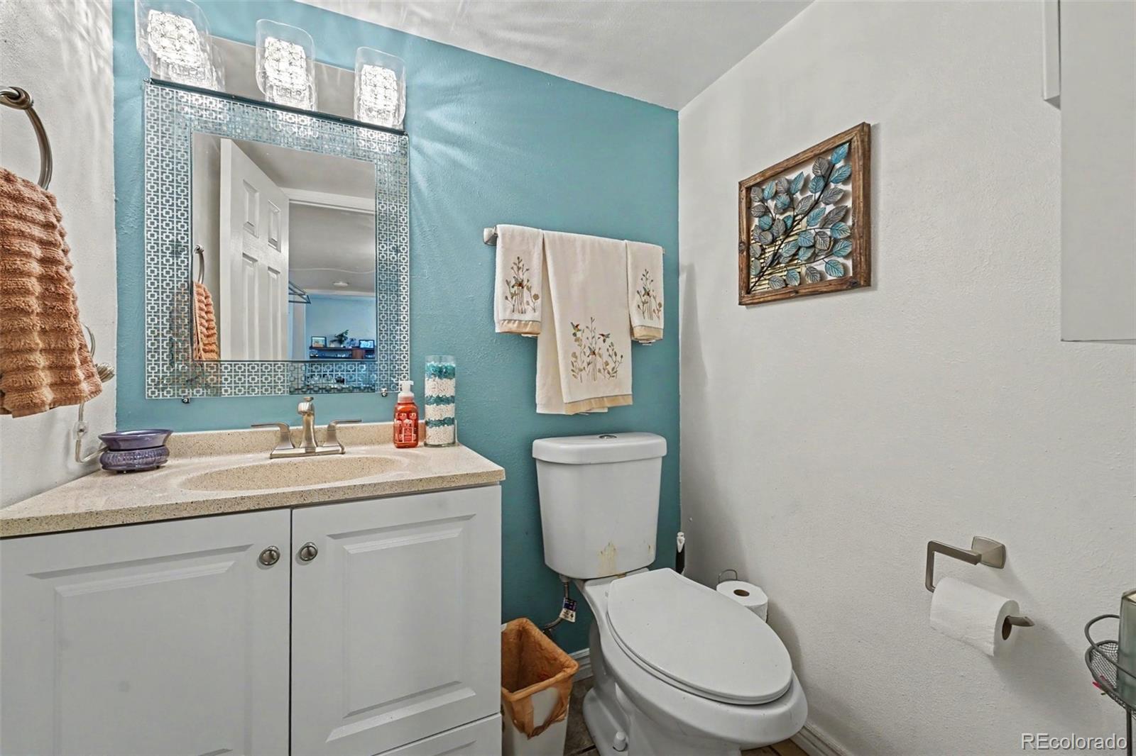 MLS Image #17 for 11562  garfield way,denver, Colorado