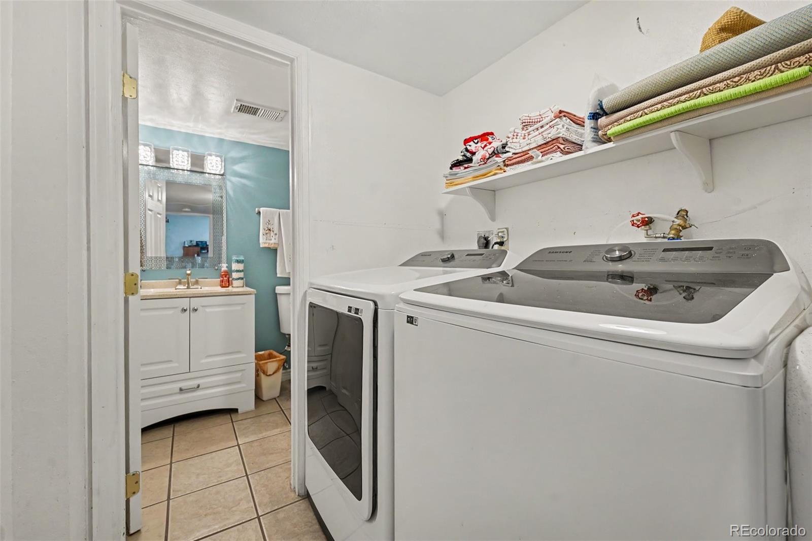 MLS Image #24 for 11562  garfield way,denver, Colorado