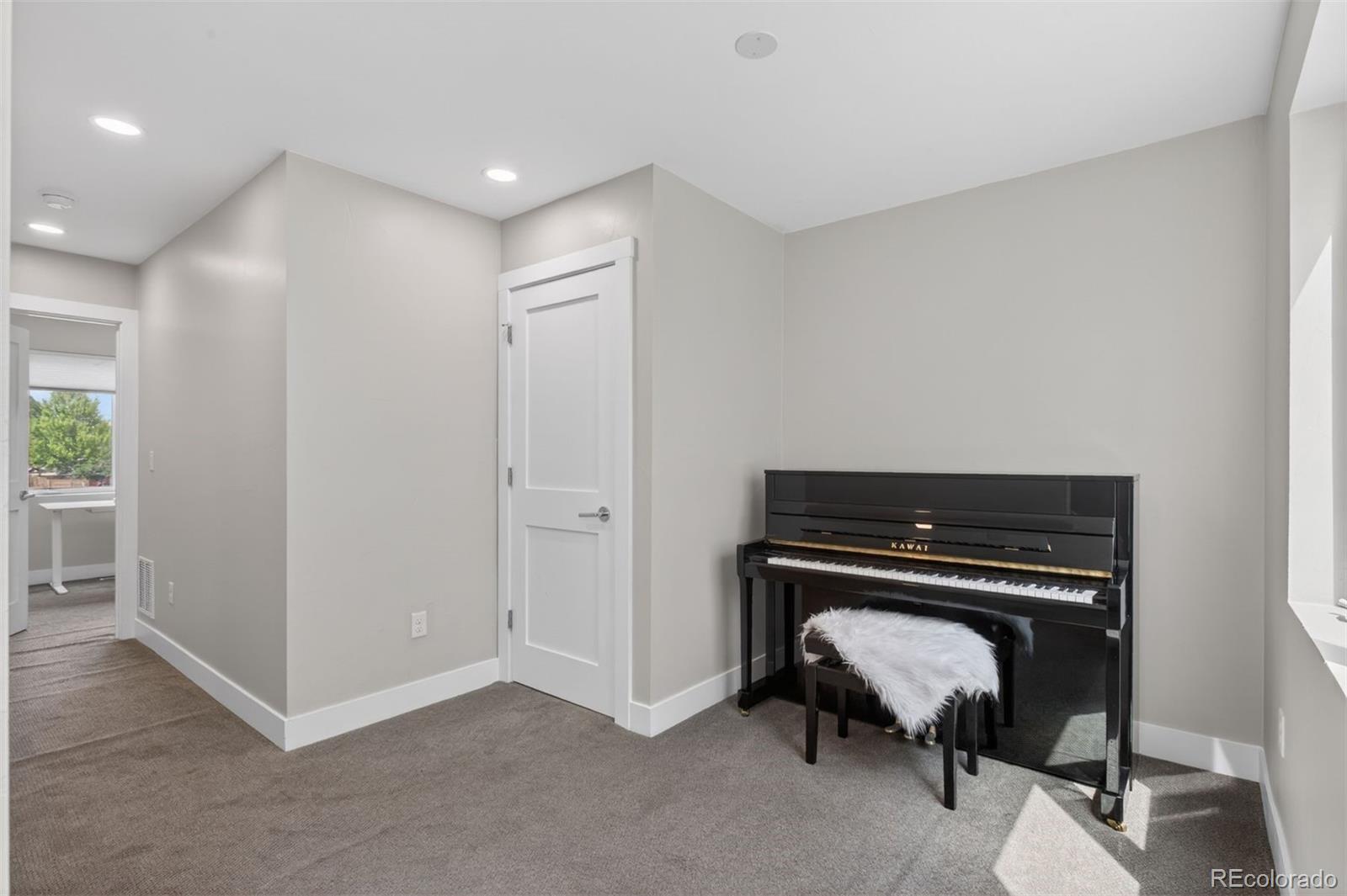 MLS Image #11 for 1284  winona court,denver, Colorado