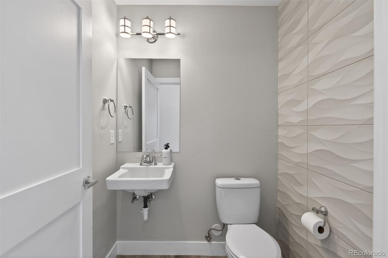 MLS Image #7 for 1284  winona court,denver, Colorado