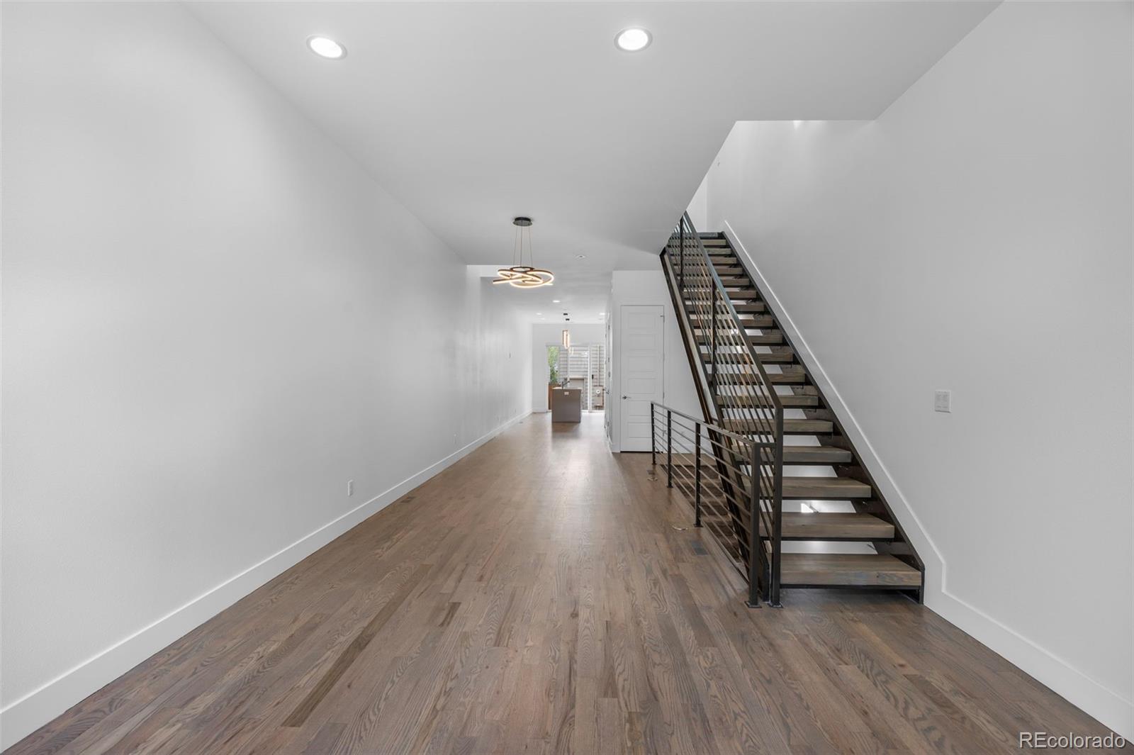 MLS Image #11 for 1867 s high street,denver, Colorado