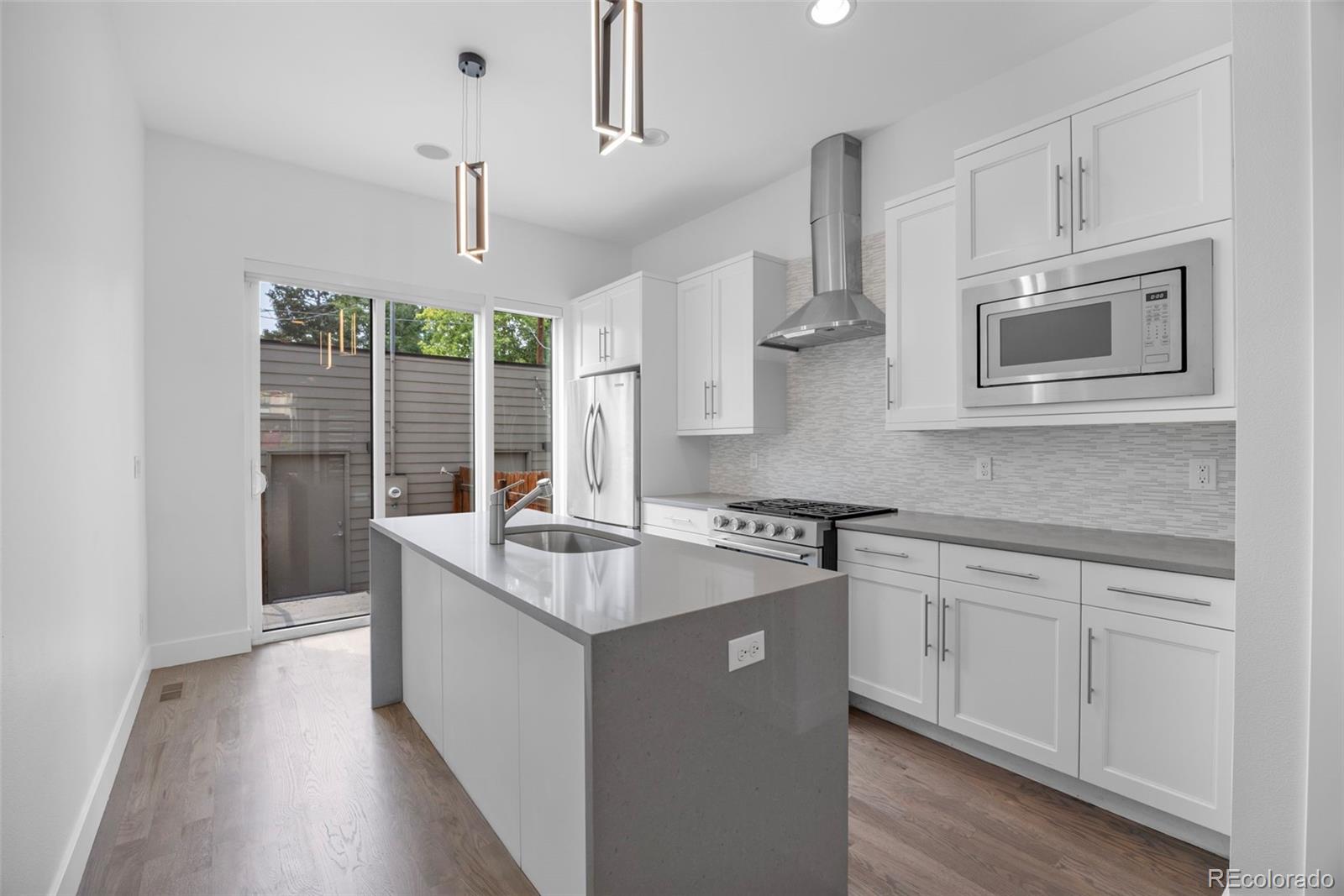 MLS Image #5 for 1867 s high street,denver, Colorado