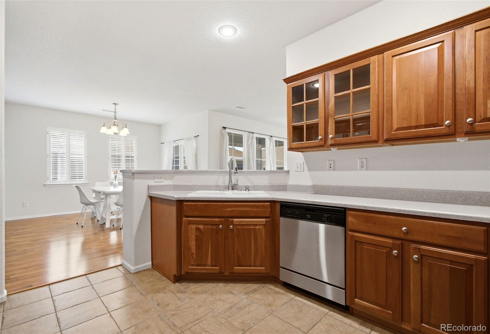 MLS Image #13 for 104  whitehaven circle,littleton, Colorado