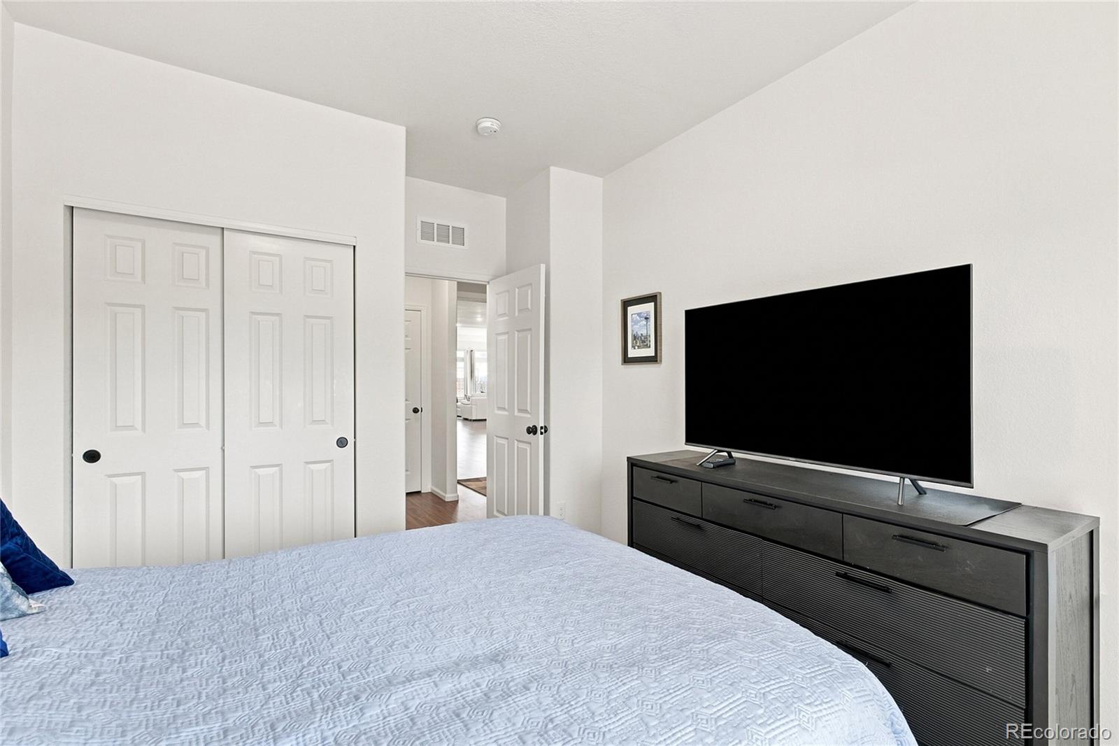 MLS Image #26 for 58 s oak hill court,aurora, Colorado