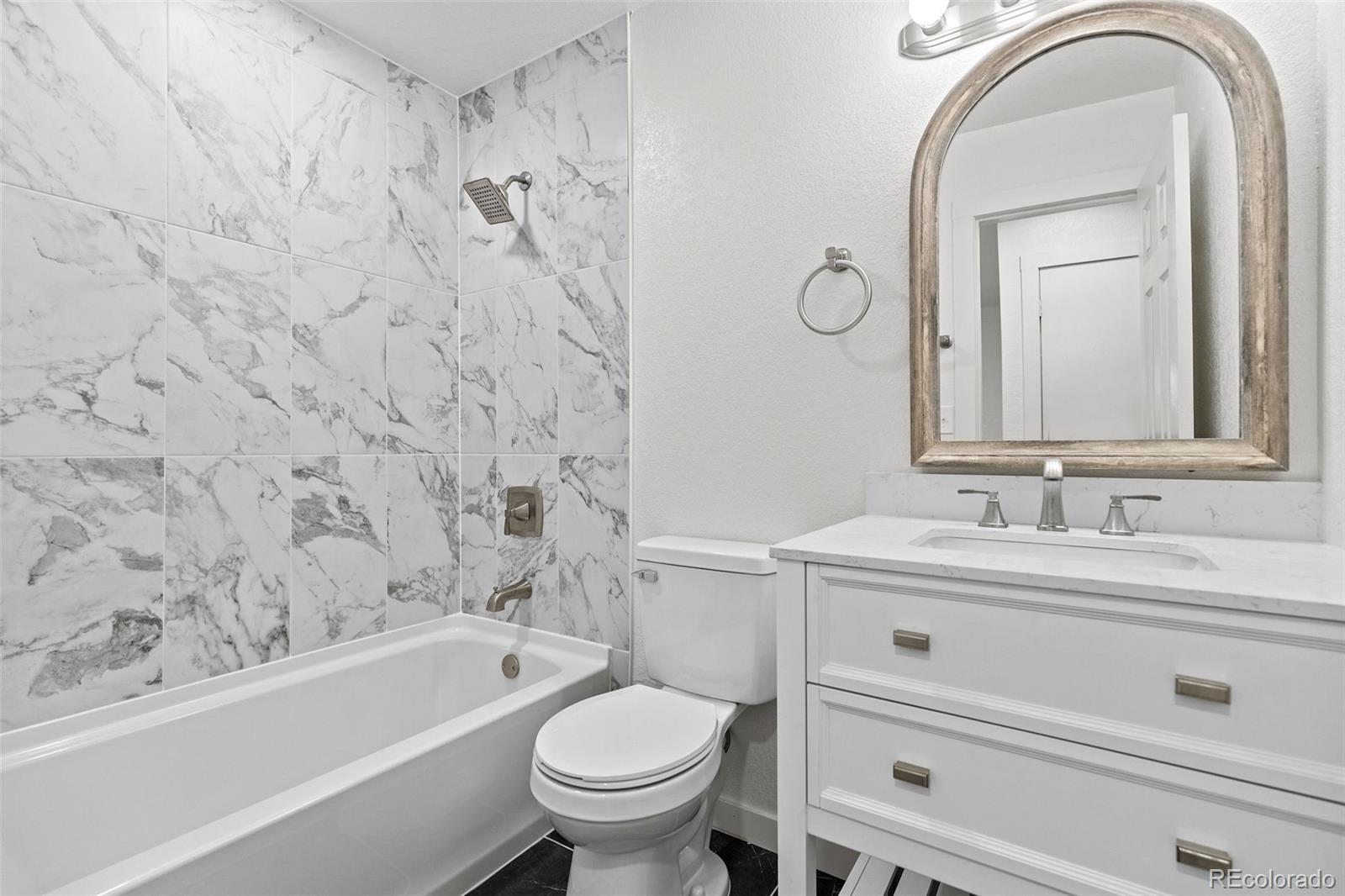 MLS Image #10 for 2882 s mobile street,aurora, Colorado
