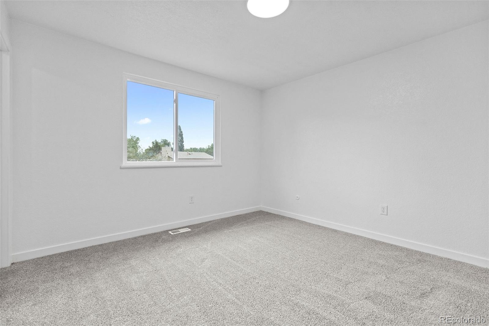 MLS Image #11 for 2882 s mobile street,aurora, Colorado