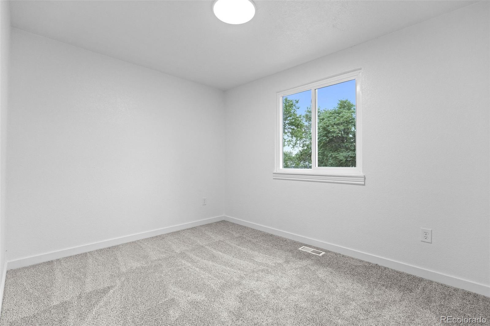 MLS Image #13 for 2882 s mobile street,aurora, Colorado