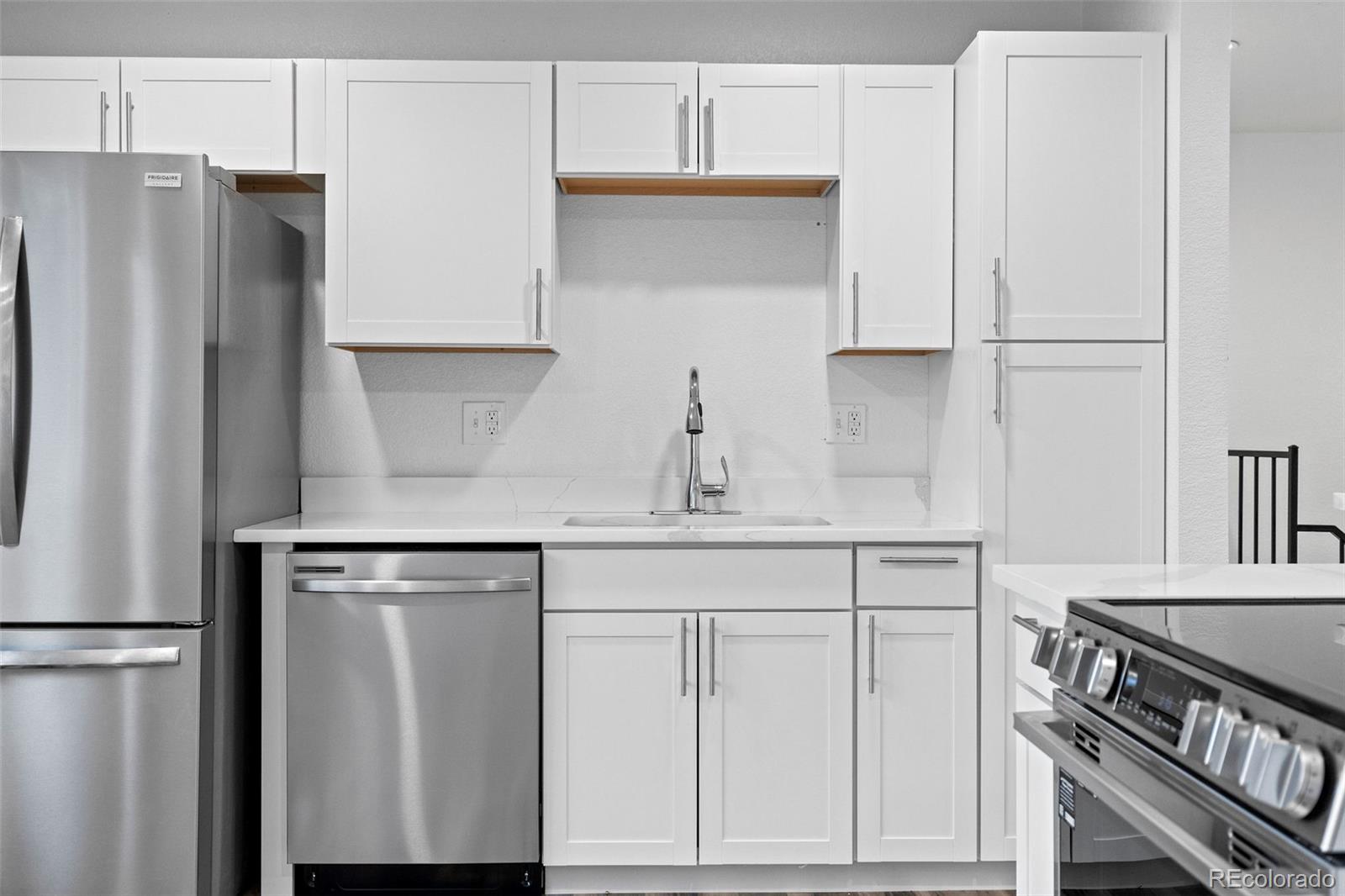 MLS Image #9 for 2882 s mobile street,aurora, Colorado