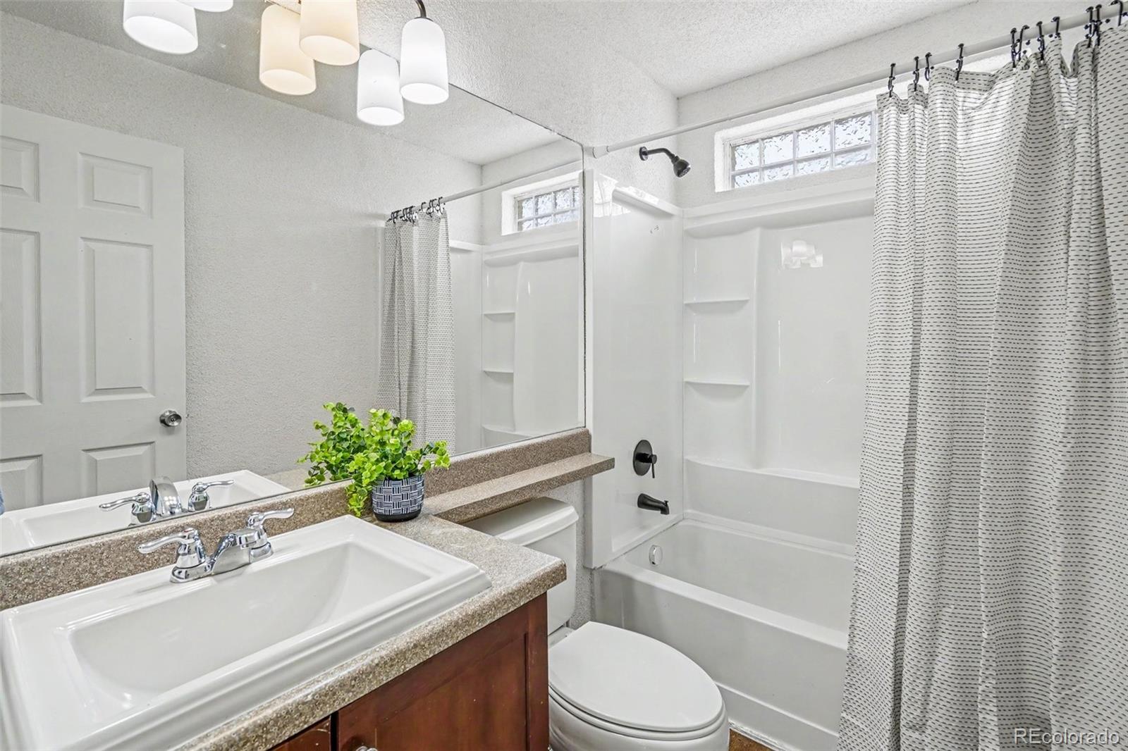 MLS Image #16 for 19594  robins drive,denver, Colorado