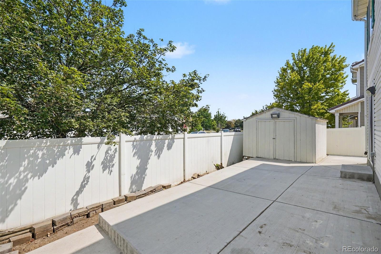 MLS Image #20 for 19594  robins drive,denver, Colorado