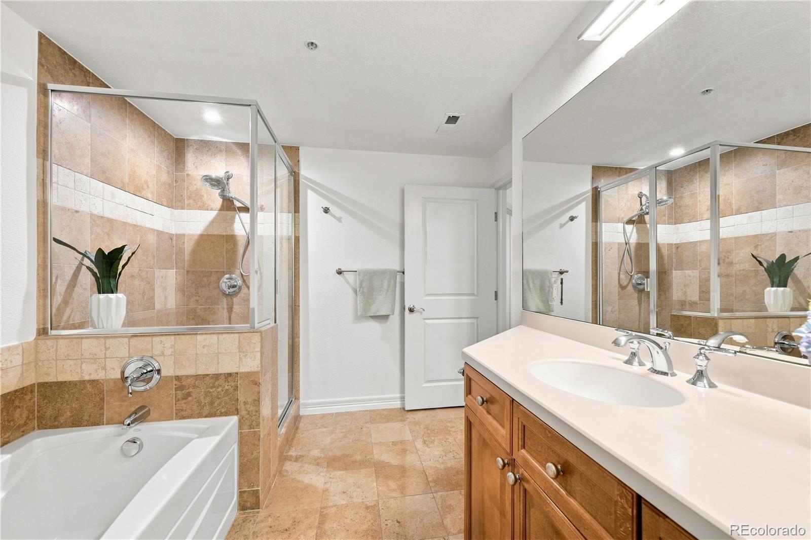 MLS Image #22 for 2932 e 17th avenue,denver, Colorado