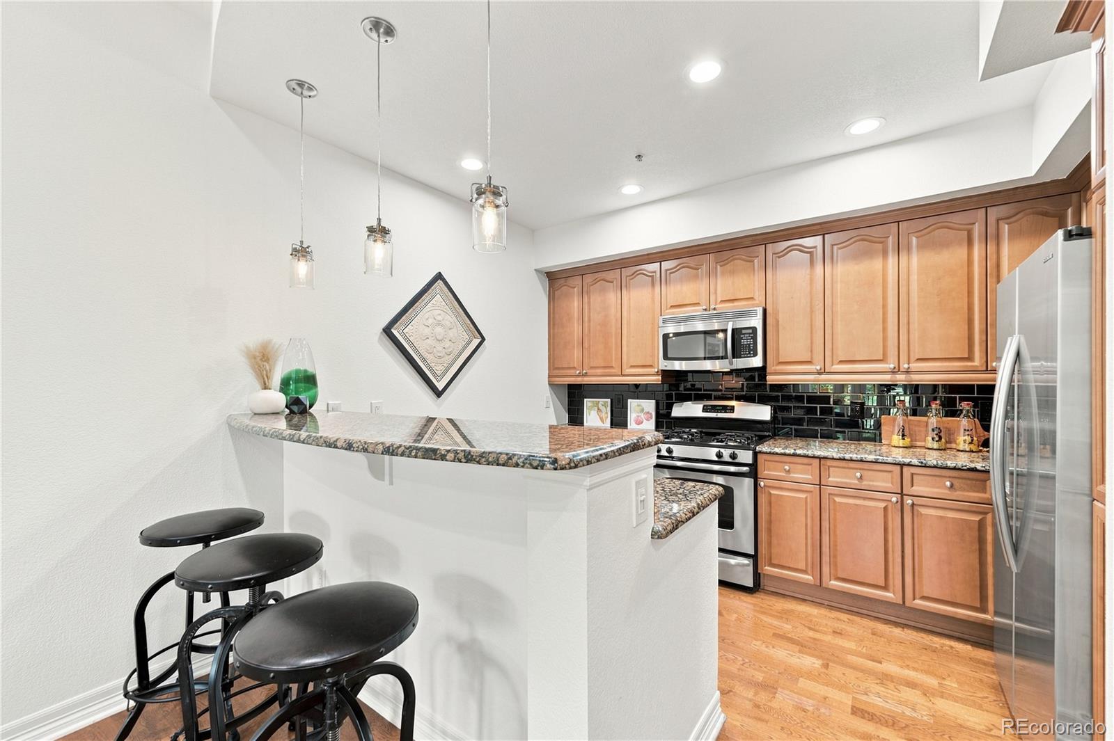 MLS Image #6 for 2932 e 17th avenue,denver, Colorado