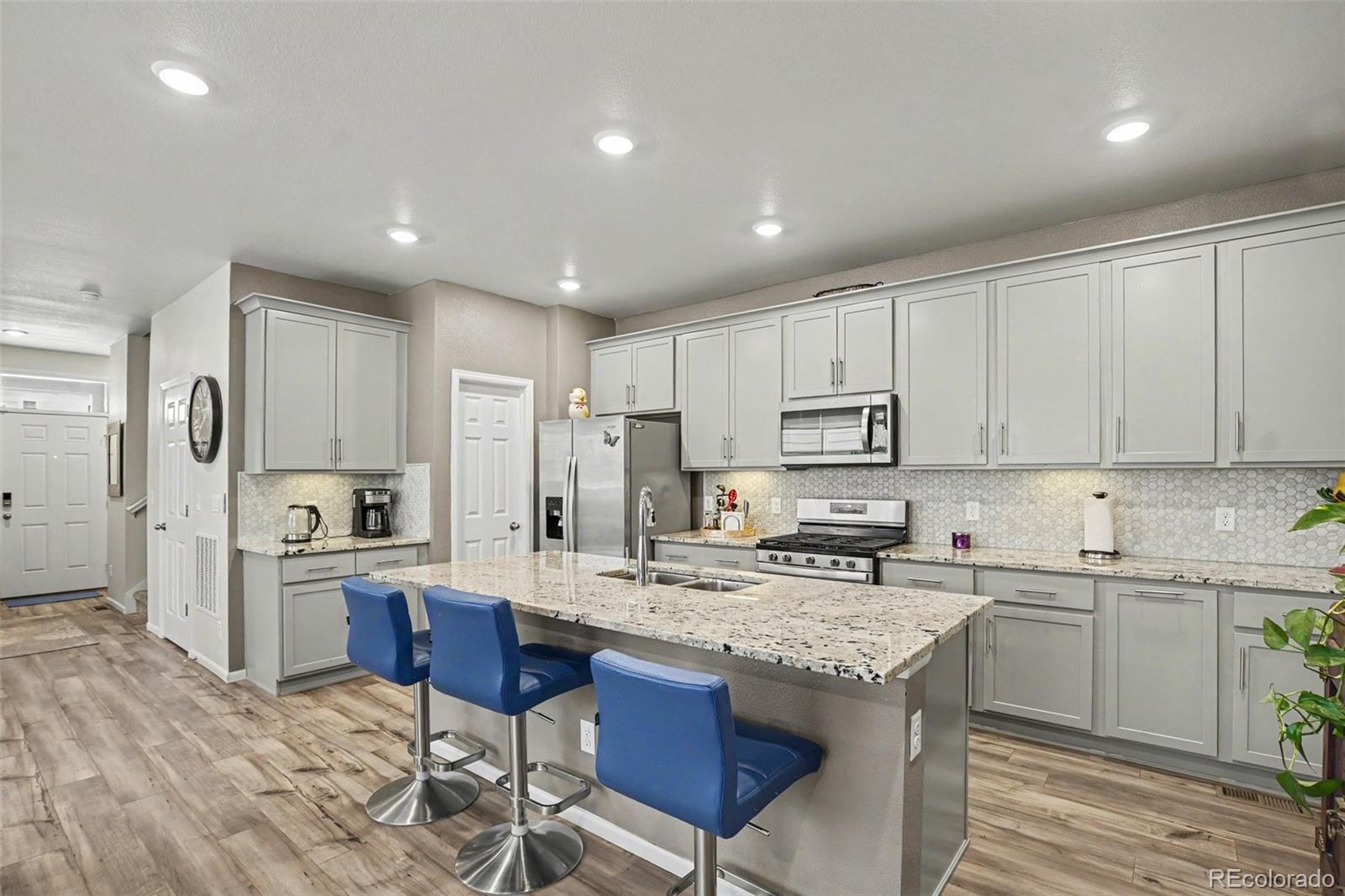 MLS Image #4 for 783 n shawnee street,aurora, Colorado