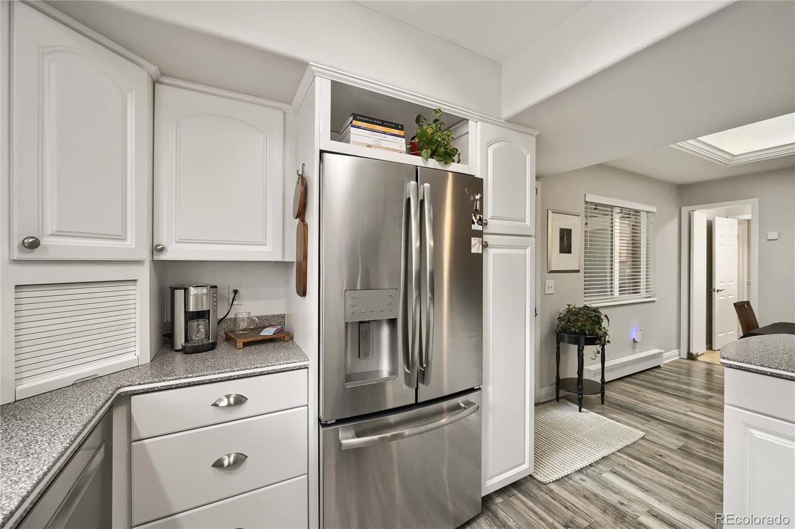 MLS Image #12 for 2215  lee street,denver, Colorado