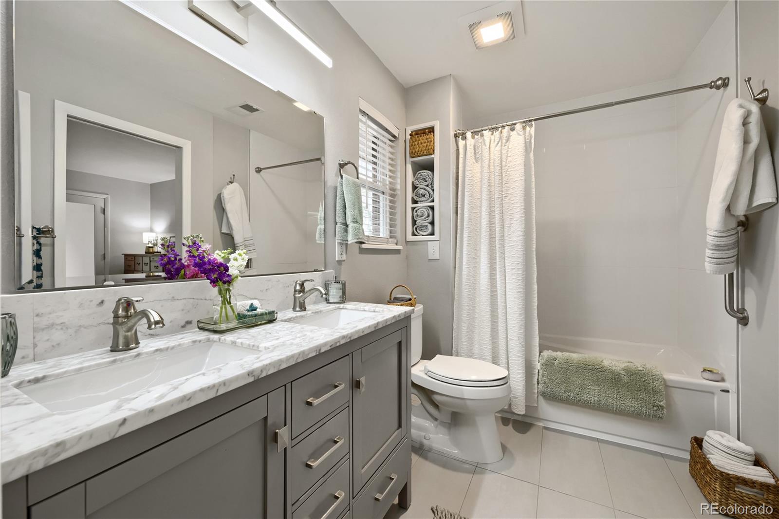 MLS Image #20 for 2215  lee street,denver, Colorado