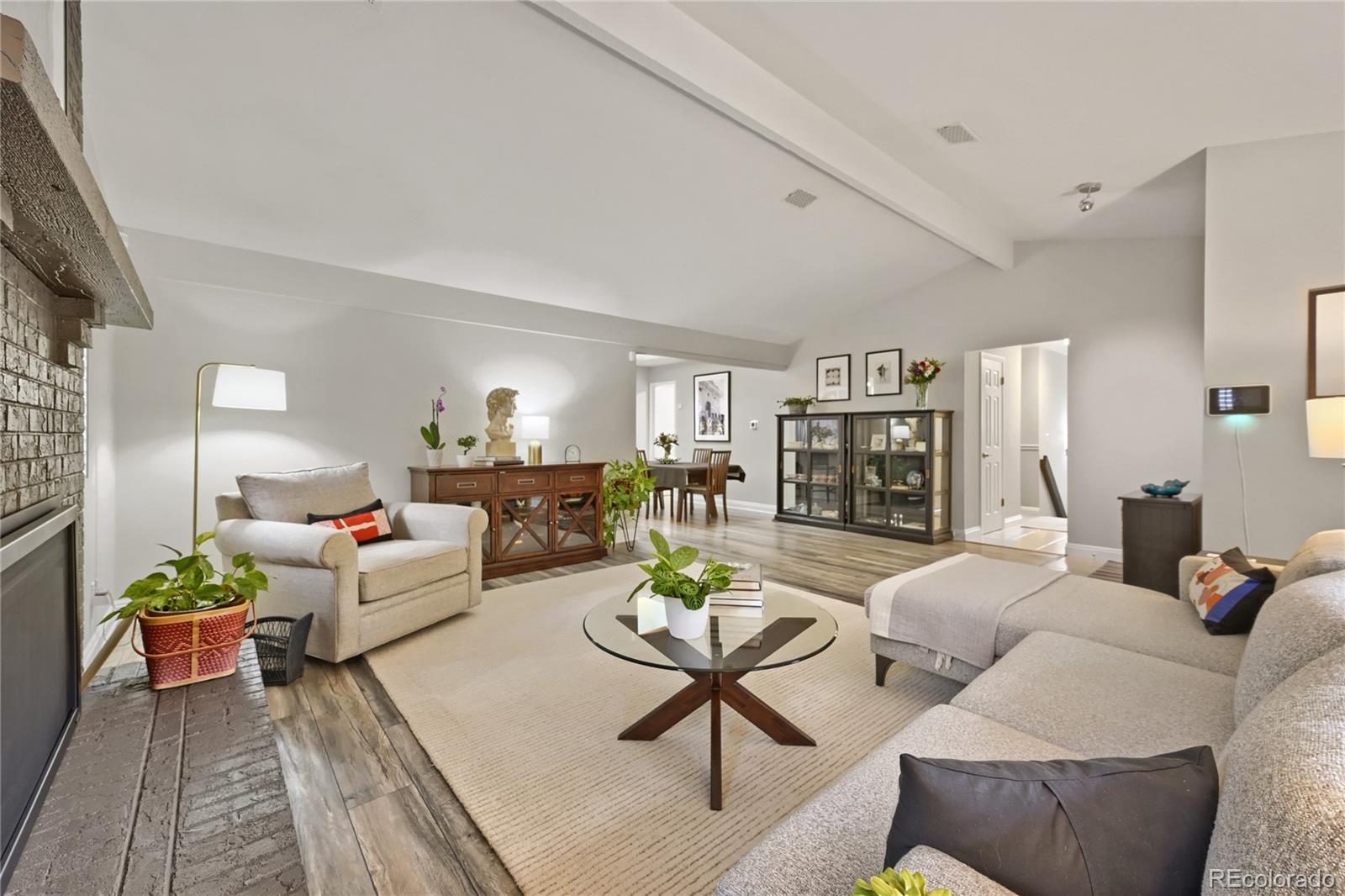 MLS Image #6 for 2215  lee street,denver, Colorado