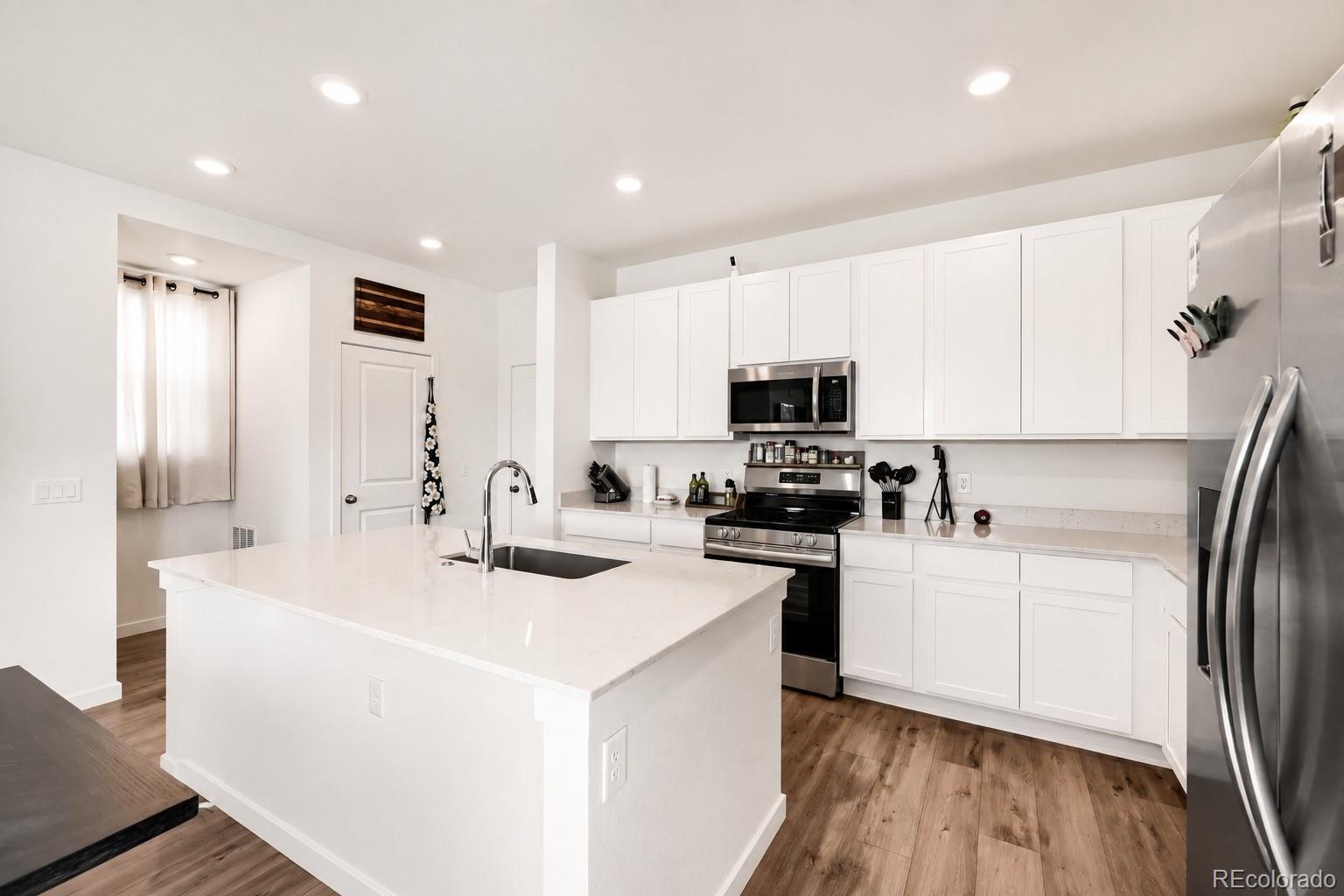 MLS Image #7 for 665  cottonwood avenue,bennett, Colorado