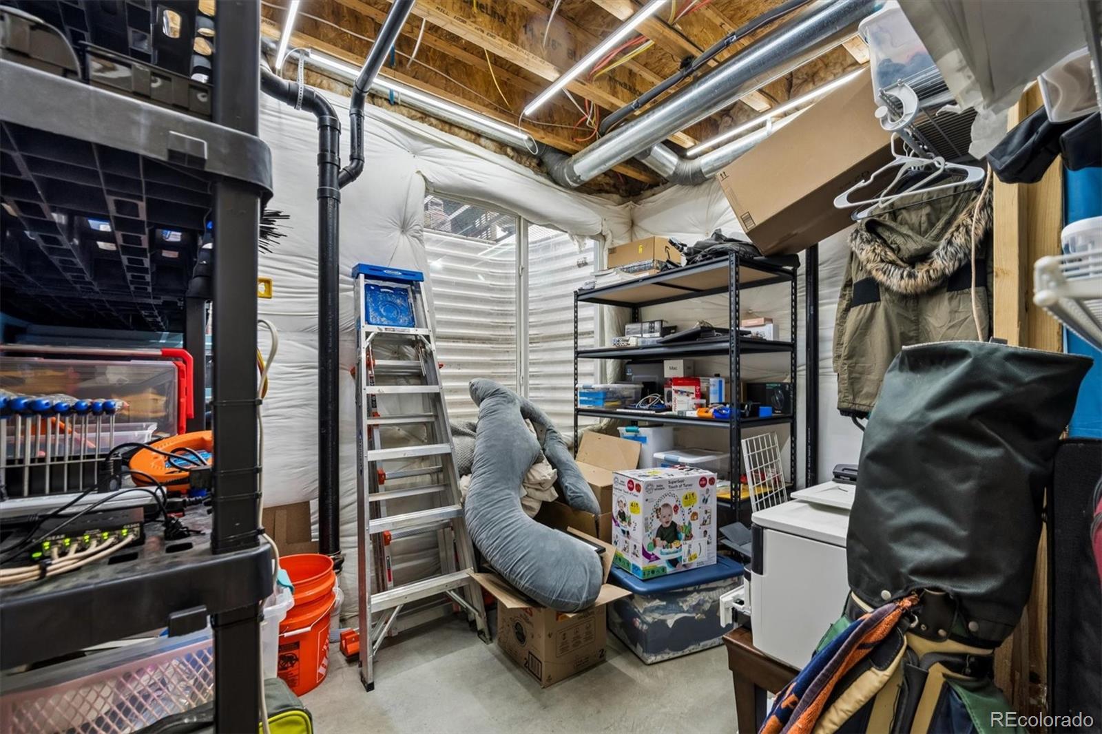 MLS Image #20 for 21061  randolph place,denver, Colorado