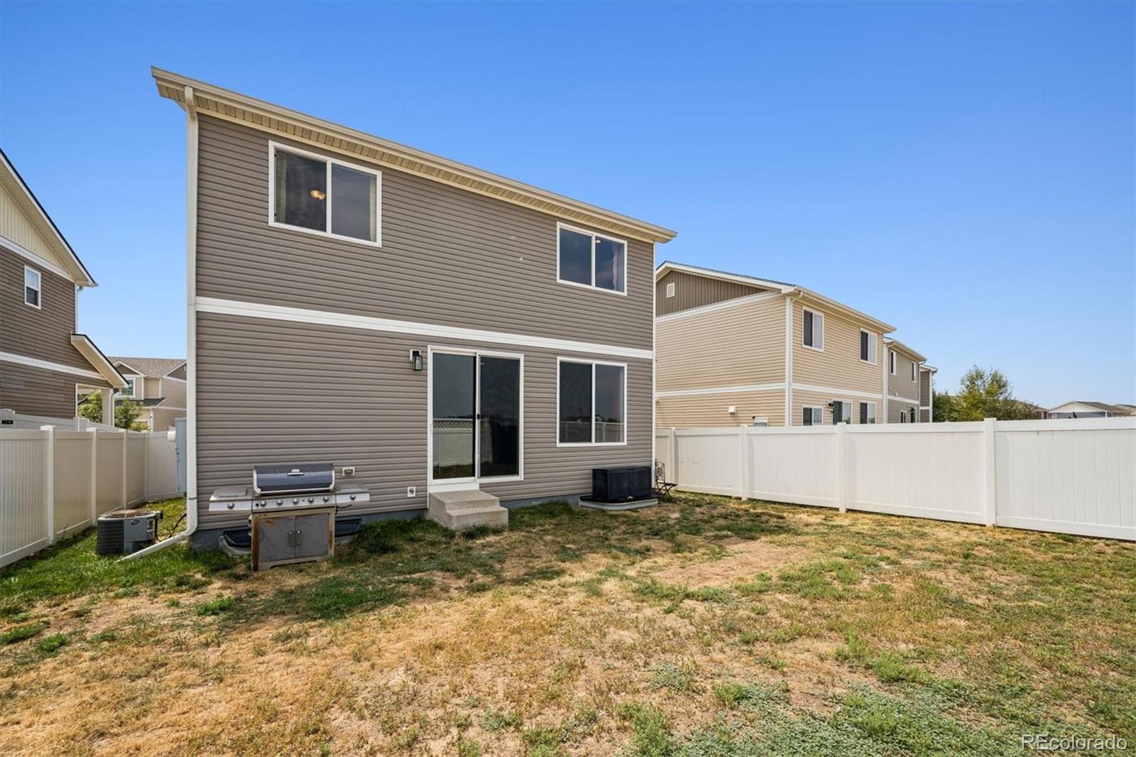MLS Image #23 for 21061  randolph place,denver, Colorado