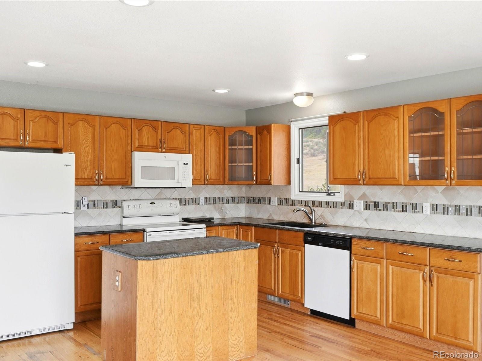 MLS Image #15 for 163 s county road 31 ,berthoud, Colorado