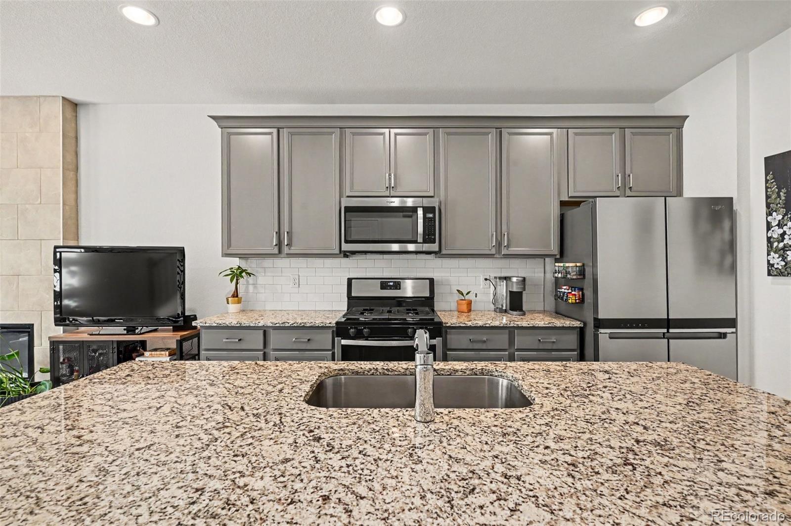 MLS Image #7 for 7844  horsebrush lane,littleton, Colorado