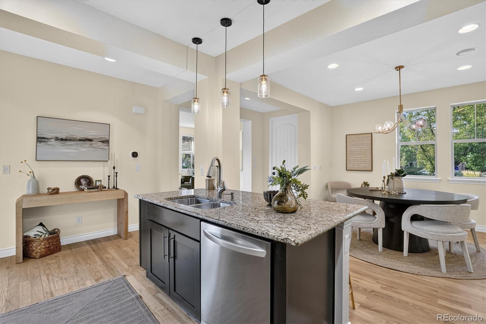 MLS Image #11 for 8576 e 35th avenue,denver, Colorado