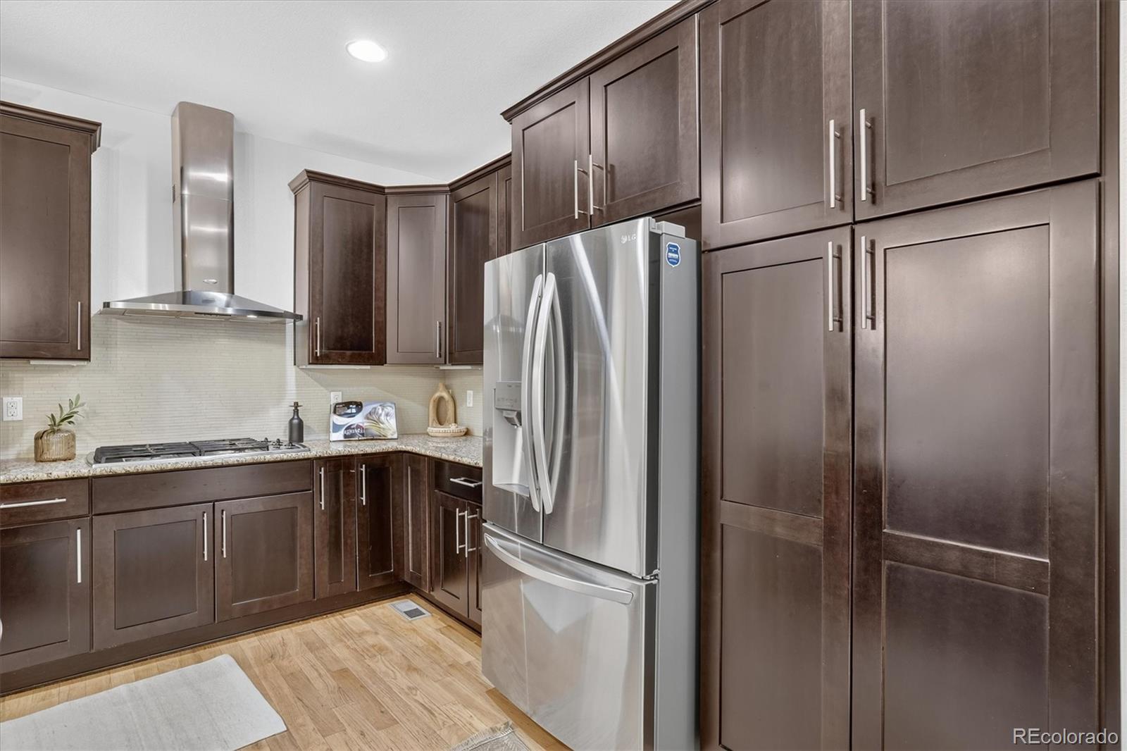 MLS Image #12 for 8576 e 35th avenue,denver, Colorado