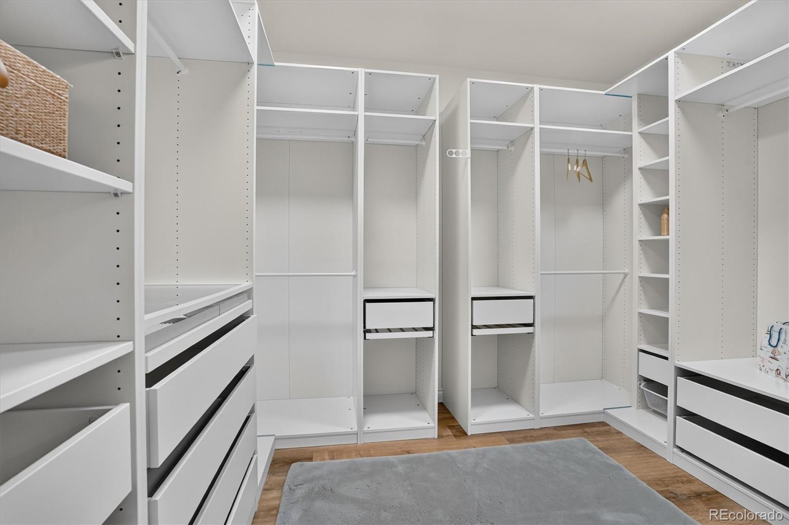 MLS Image #23 for 8576 e 35th avenue,denver, Colorado