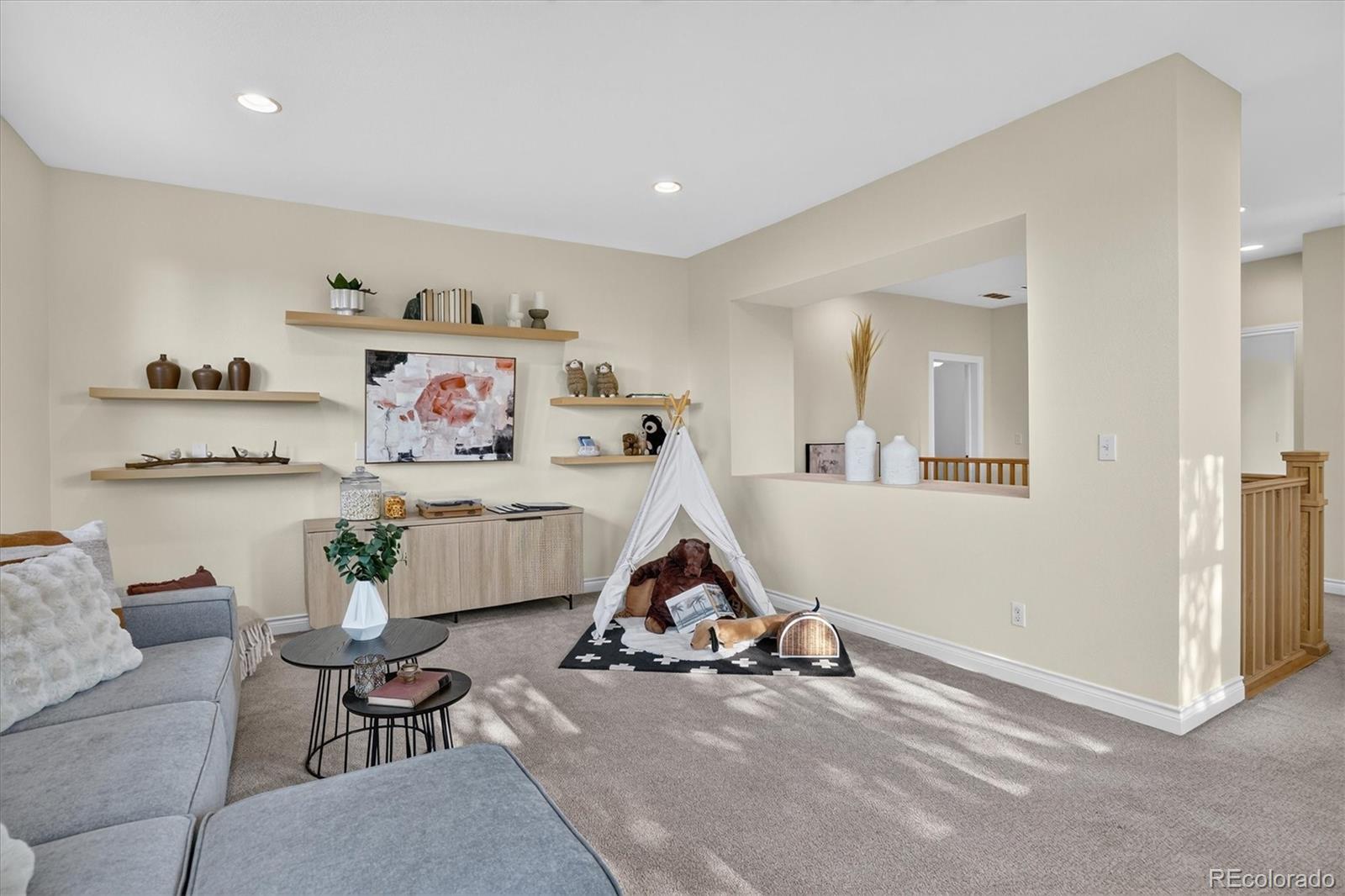 MLS Image #29 for 8576 e 35th avenue,denver, Colorado