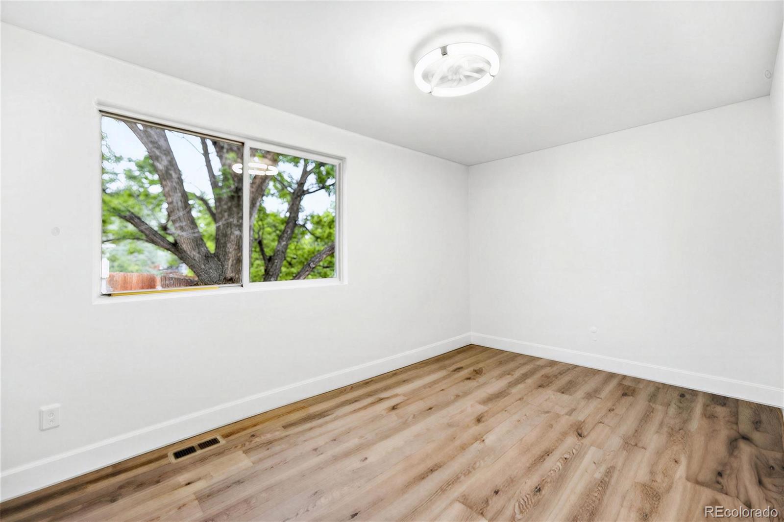 MLS Image #10 for 6222 w 70th avenue,arvada, Colorado