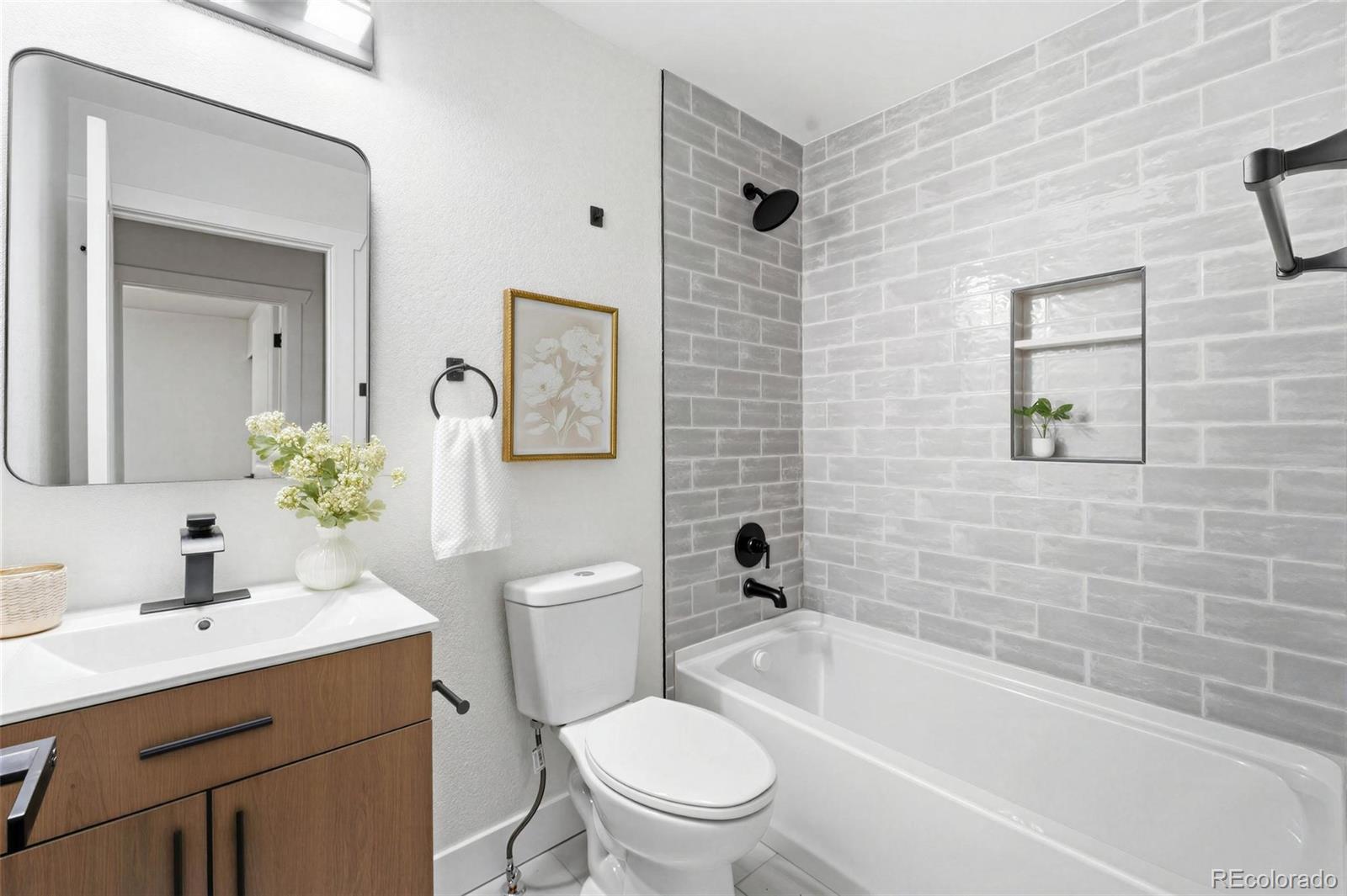 MLS Image #11 for 6222 w 70th avenue,arvada, Colorado