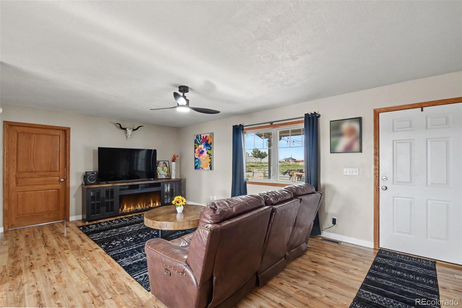 MLS Image #3 for 6669  county road 19 ,fort lupton, Colorado