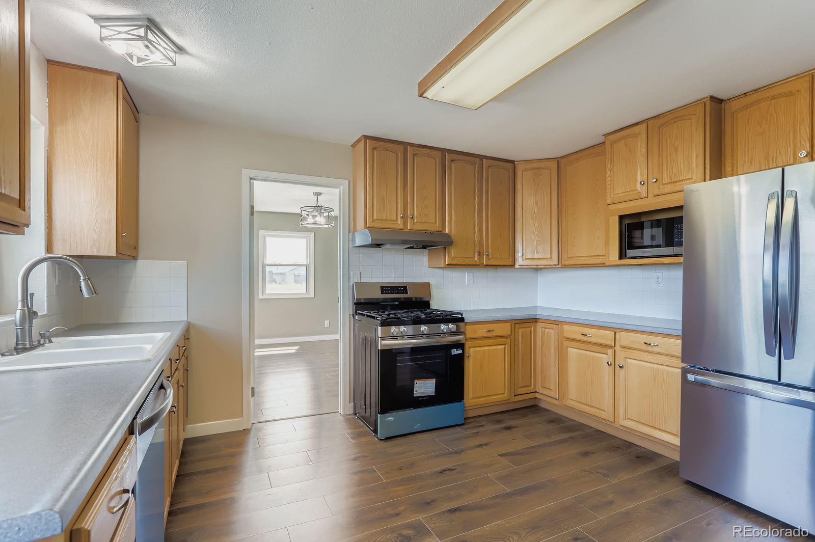 MLS Image #11 for 11131  lookout road,longmont, Colorado