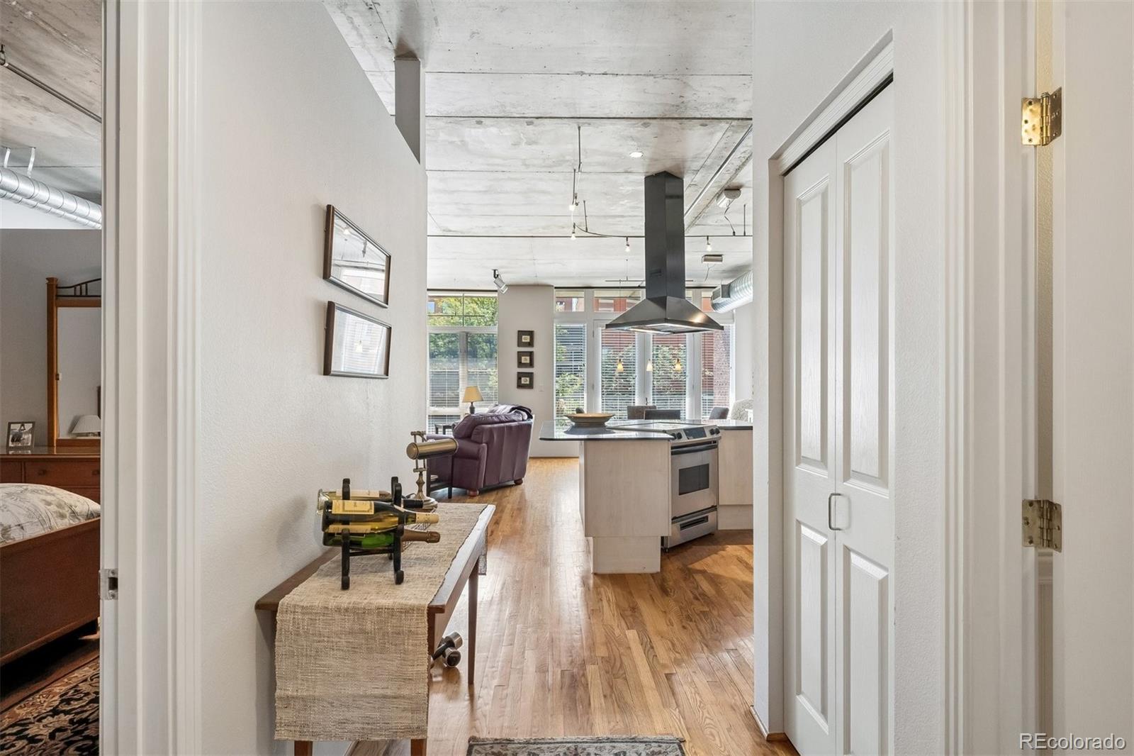 MLS Image #5 for 1499  blake street,denver, Colorado