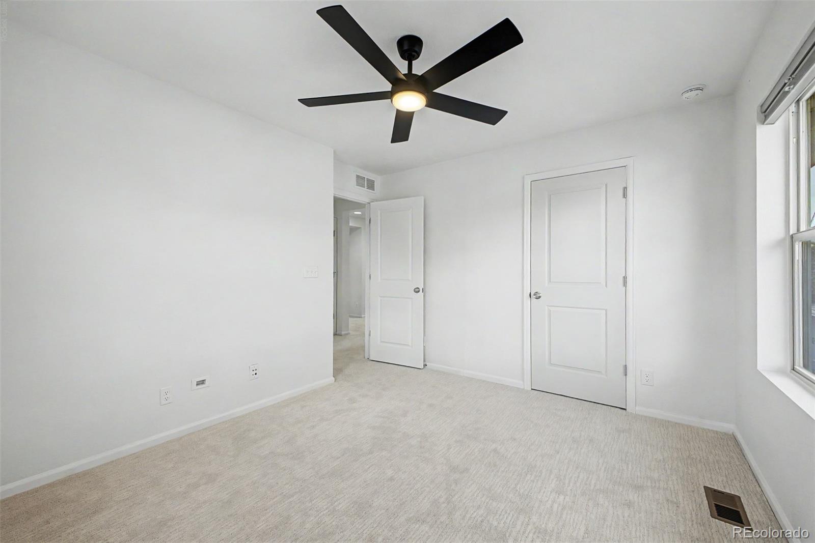 MLS Image #18 for 4928  akron street,denver, Colorado