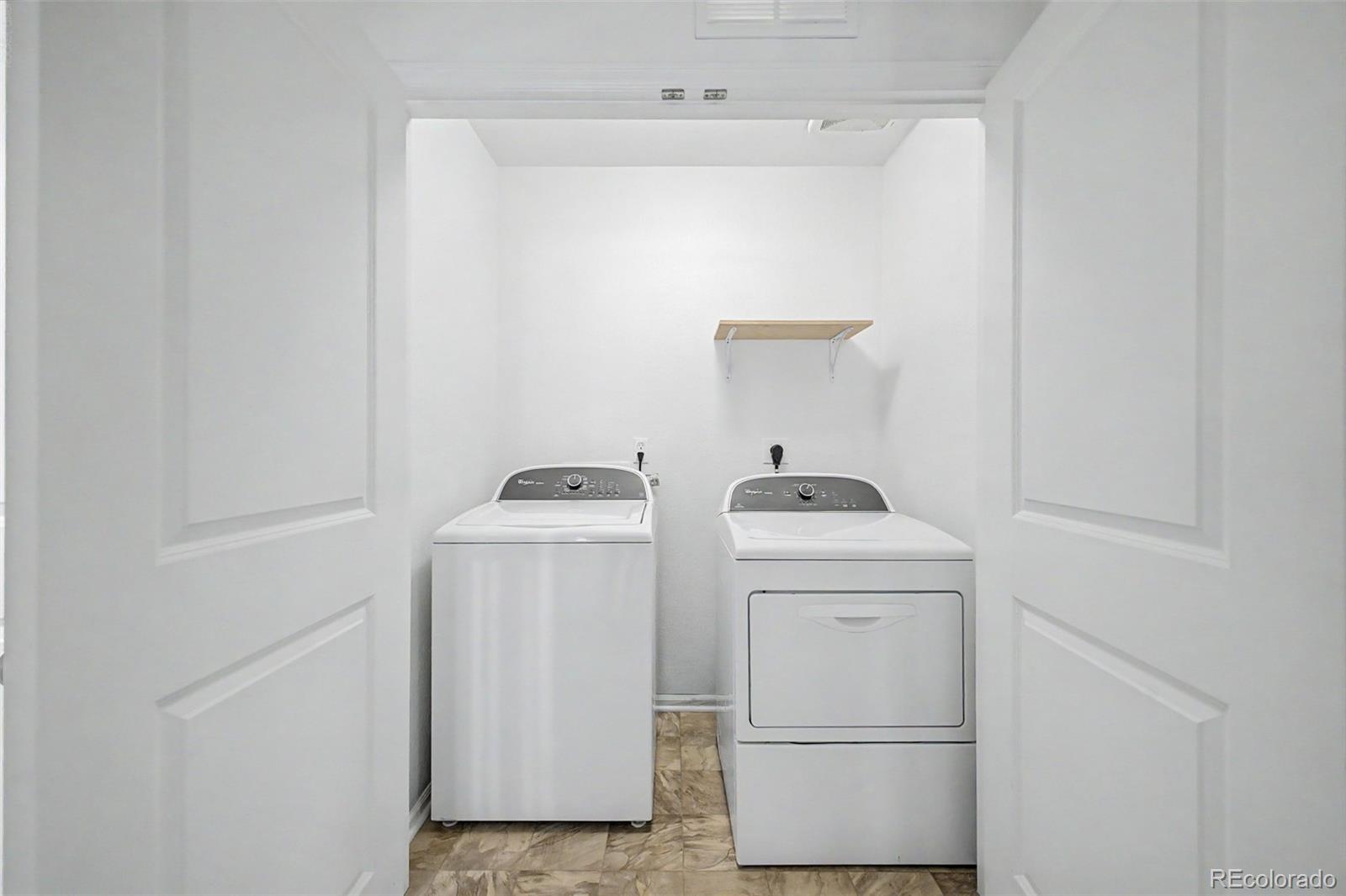 MLS Image #25 for 4928  akron street,denver, Colorado