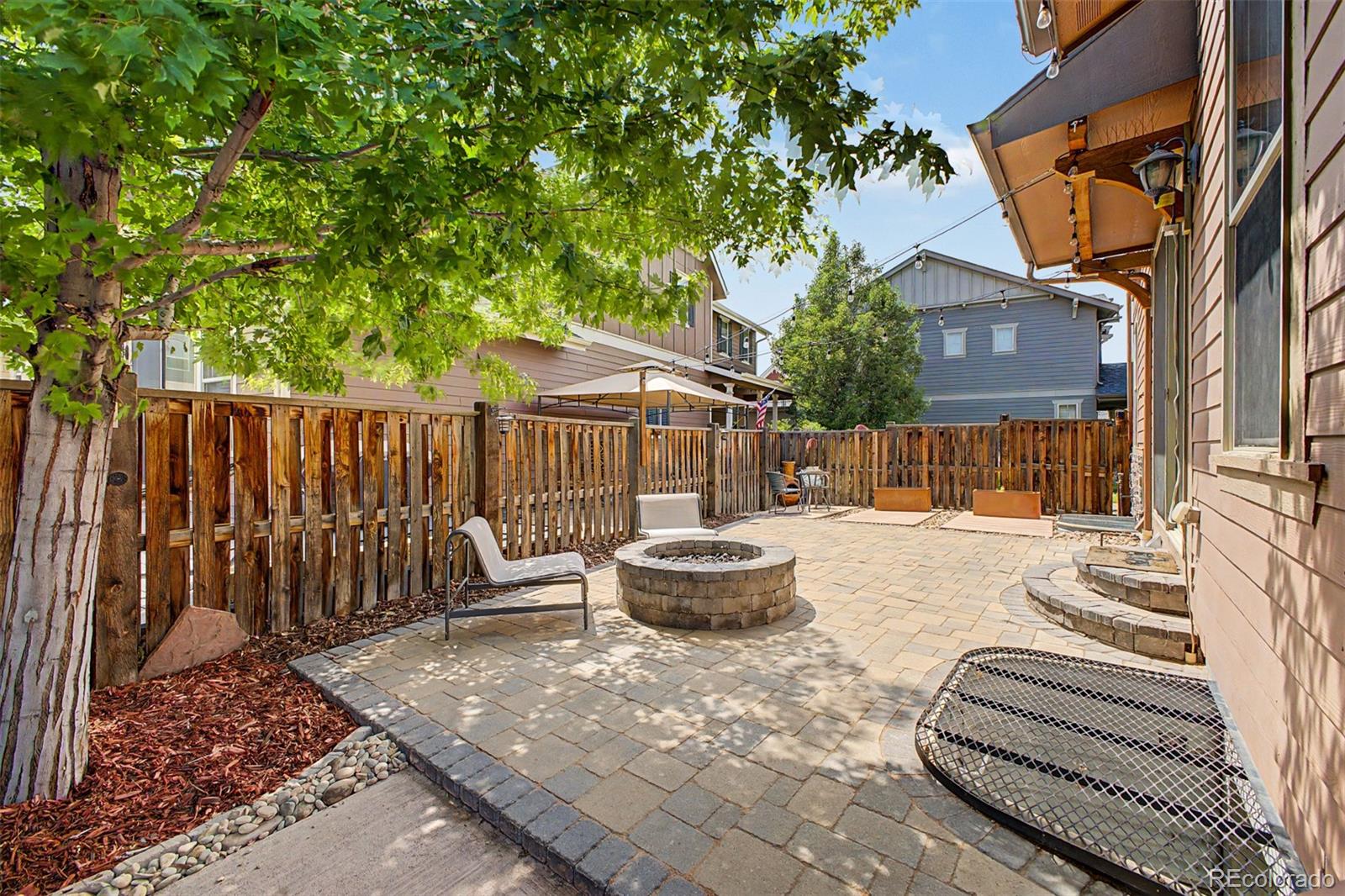 MLS Image #30 for 4928  akron street,denver, Colorado