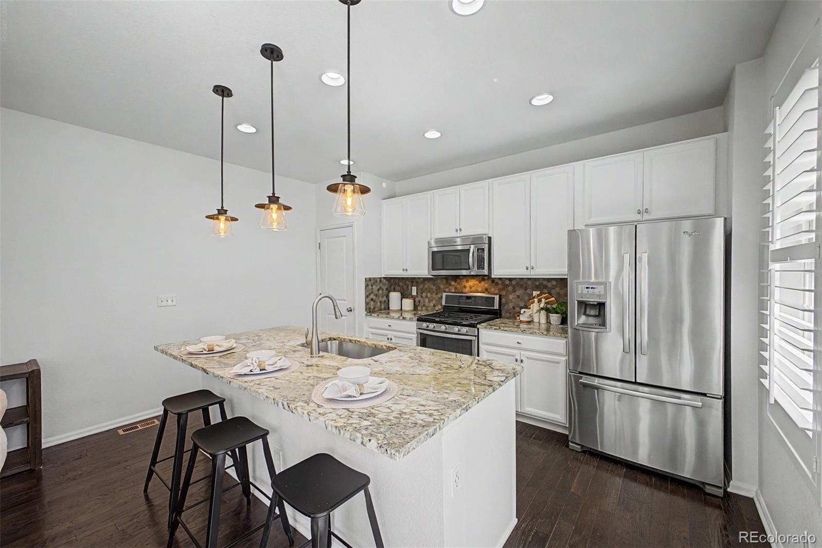 MLS Image #5 for 4928  akron street,denver, Colorado