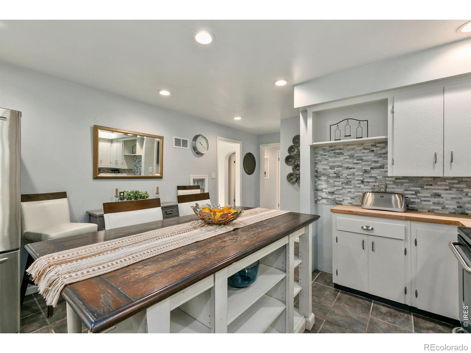 MLS Image #6 for 853 e 7th street,loveland, Colorado
