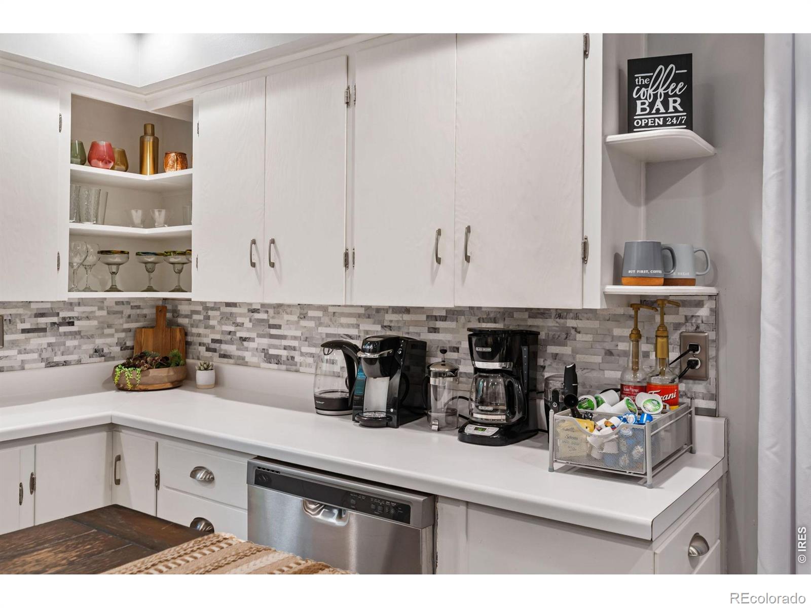 MLS Image #9 for 853 e 7th street,loveland, Colorado