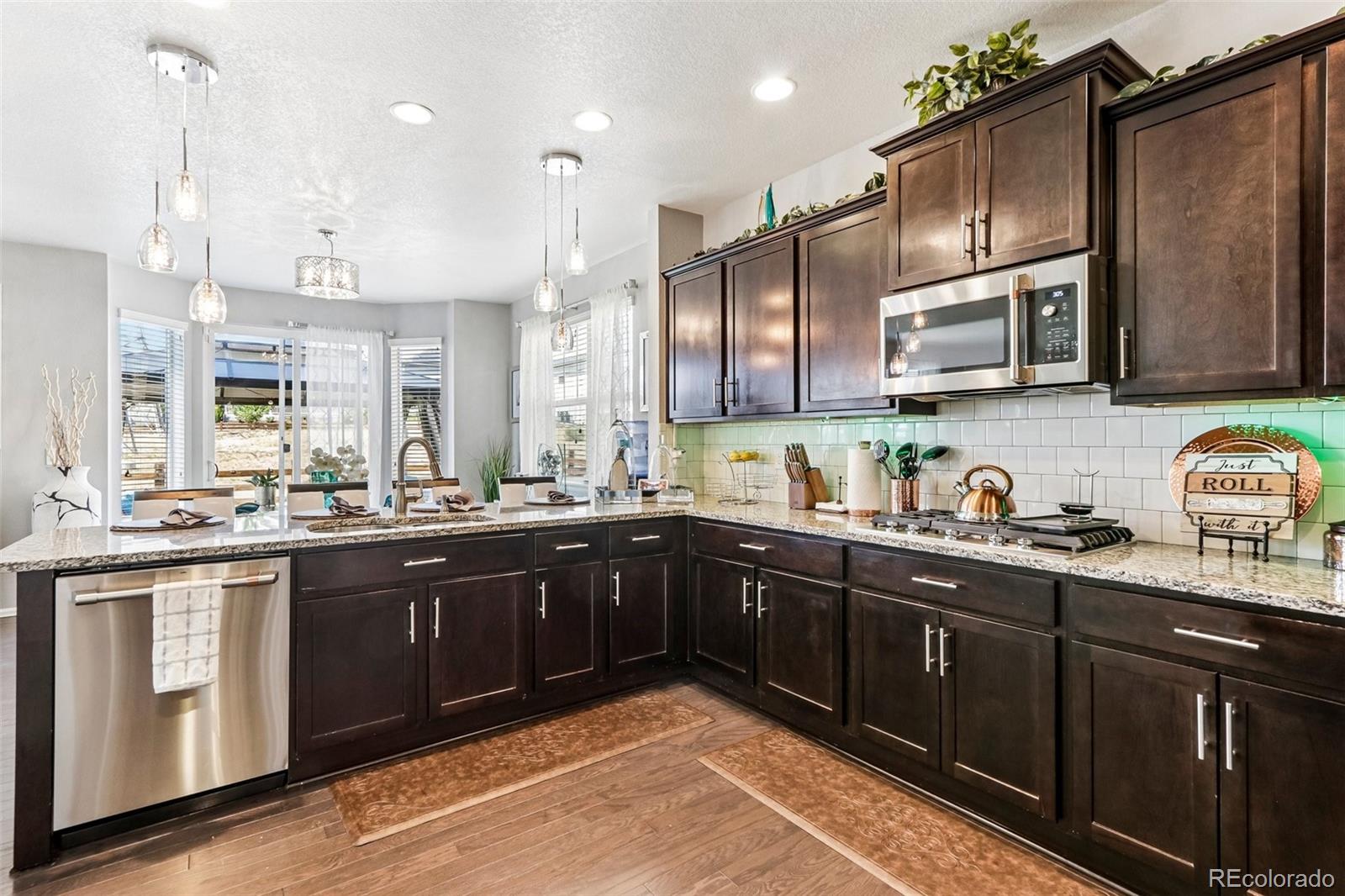 MLS Image #11 for 22537 e union circle,aurora, Colorado